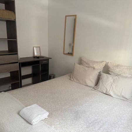 Privat Room In Private Security Residence With Free Parking, 1 Minute From Tramway, 9 Minutes From De Center, Accessible All Transports Nice Ngoại thất bức ảnh