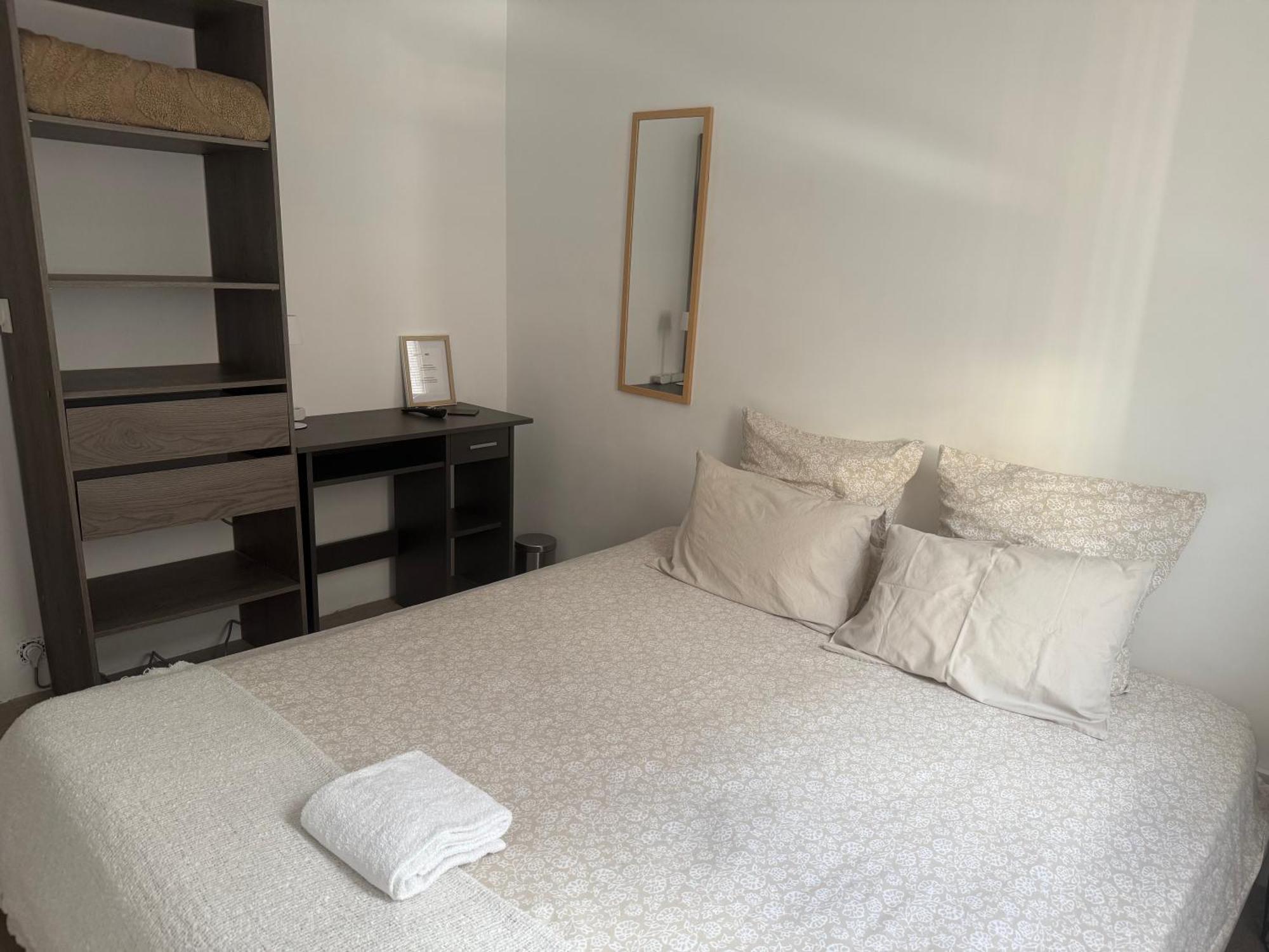 Privat Room In Private Security Residence With Free Parking, 1 Minute From Tramway, 9 Minutes From De Center, Accessible All Transports Nice Ngoại thất bức ảnh